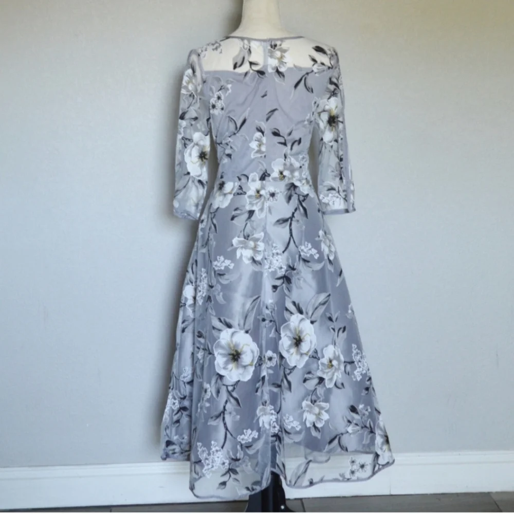 Gray / Black / White Floral Dress Size M - Picture 4 of 7